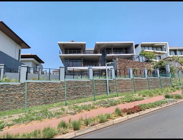 6 BEDROOM HOUSE FOR SALE IN IZINGA PARK